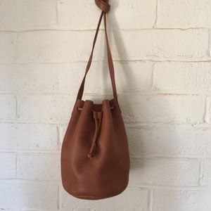 Baggu bucket bag